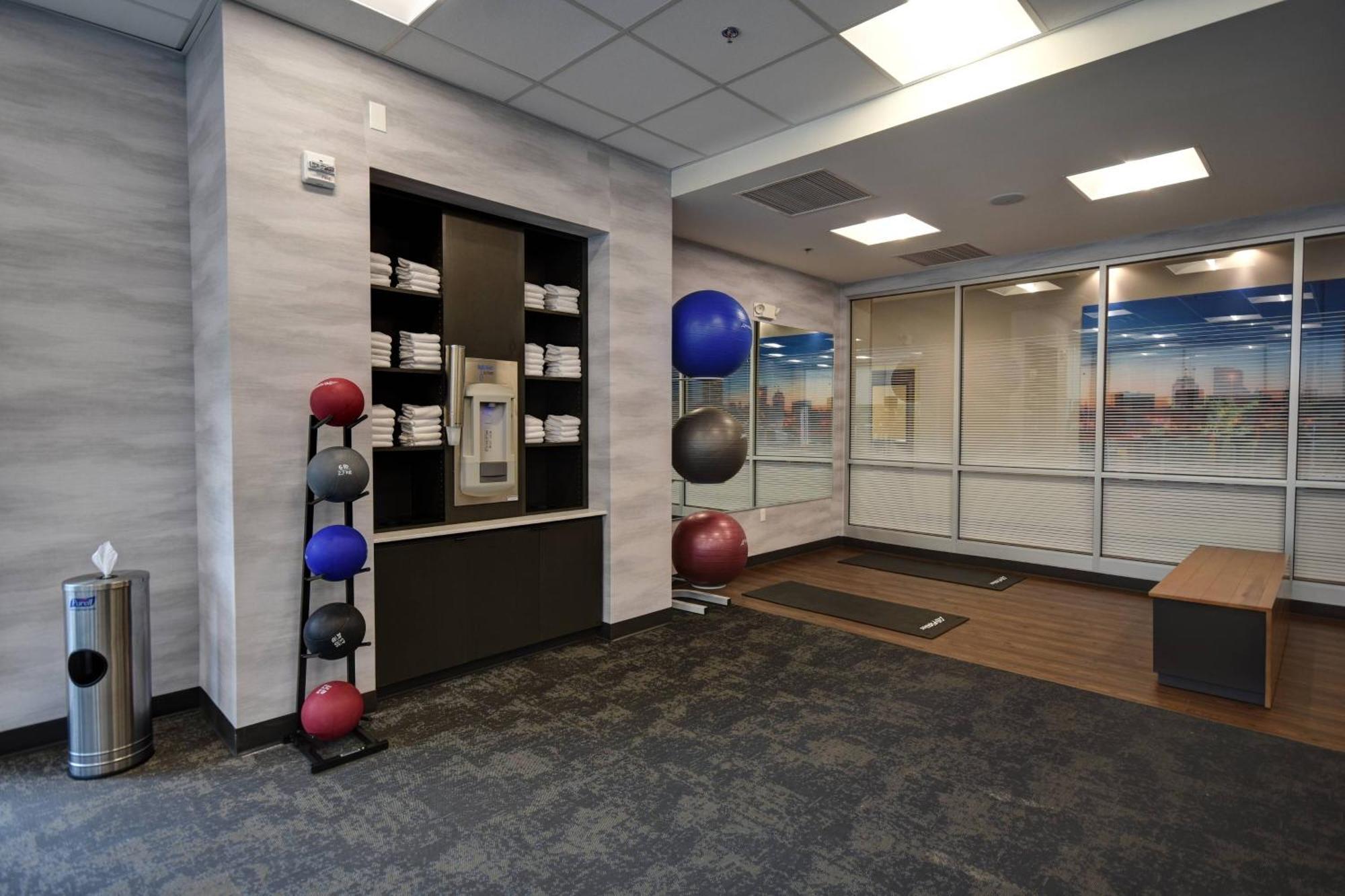 Fairfield Inn & Suites By Marriott Milwaukee North Glendale Dış mekan fotoğraf